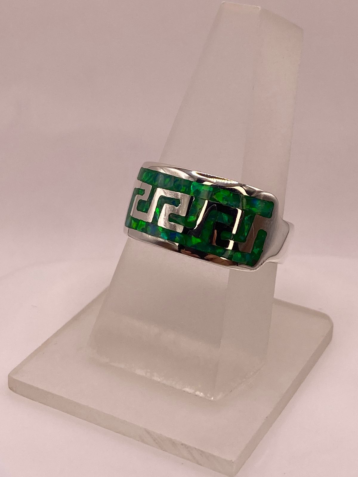 ANILLO GEOMÉTRICO DE PLATA LEY 950 CON ÓPALO VERDE Y AZUL