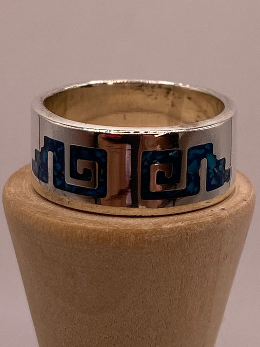 Anillo Greca Azteca de Plata .925 con Incrustación Azul, vista frontal