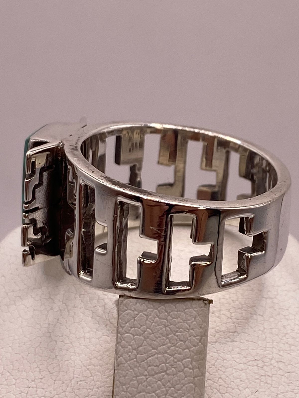 Anillo Greca Calada con Ópalo Azul y Verde en Plata Ley 950