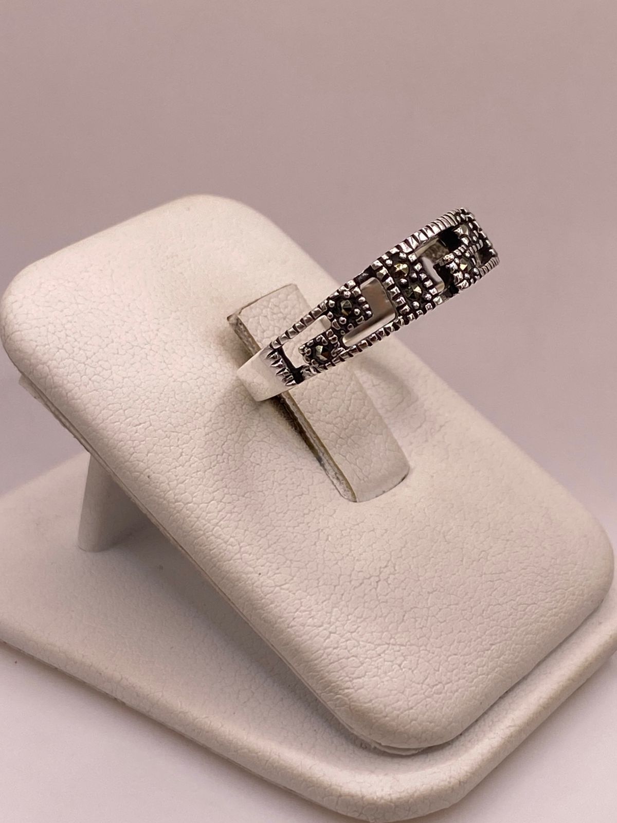 Anillo Greca Geométrico con Marquesitas en Plata Ley 925