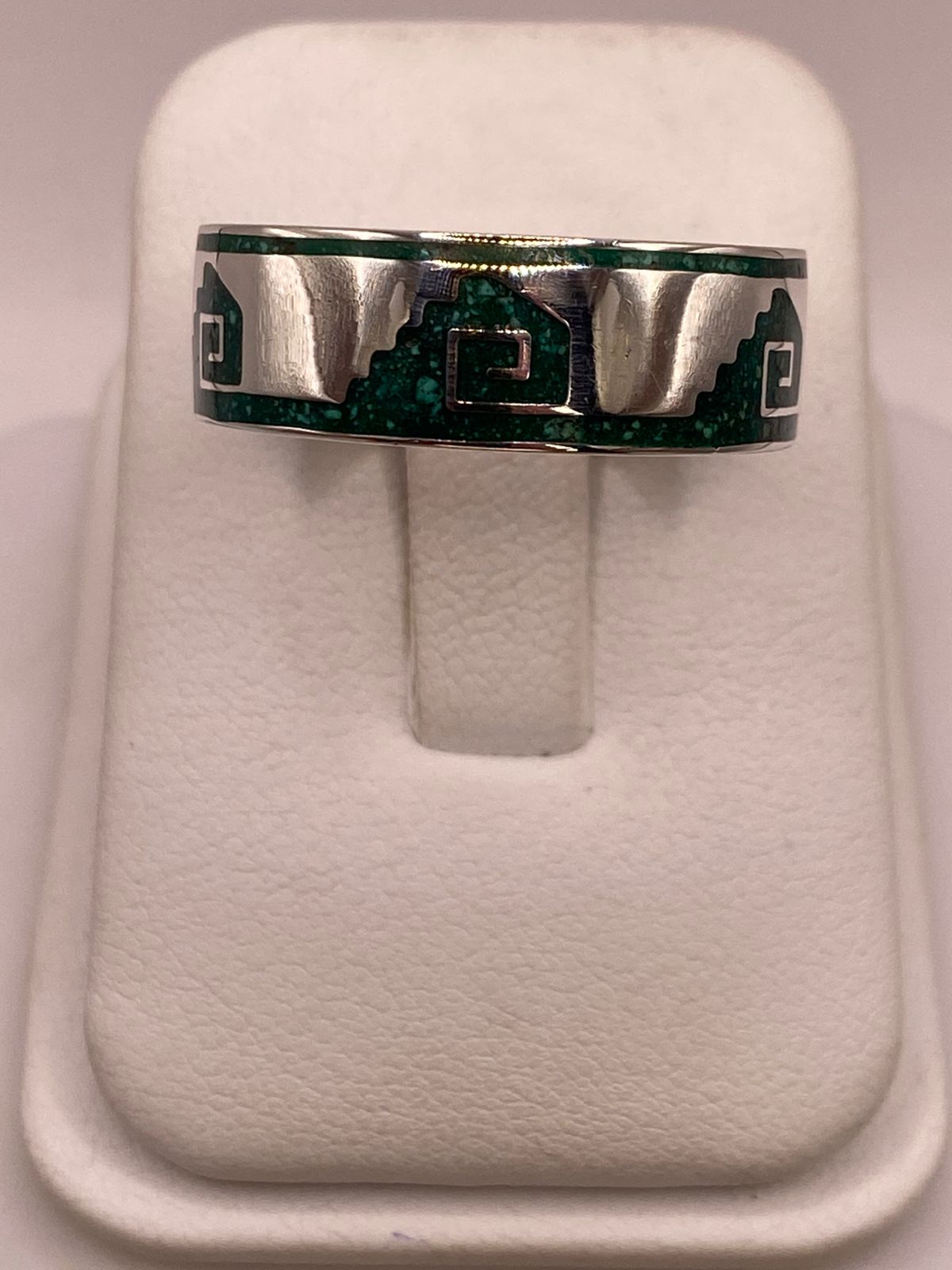 Anillo Greca Mesoamericana de Plata .925 con Incrustación Verde