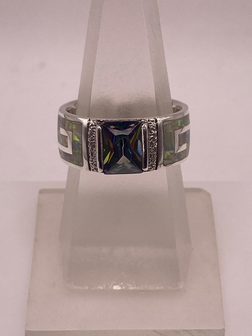 ANILLO GRECA CON ÓPALO DE FUEGO Y ZIRCONIA EN PLATA LEY .950