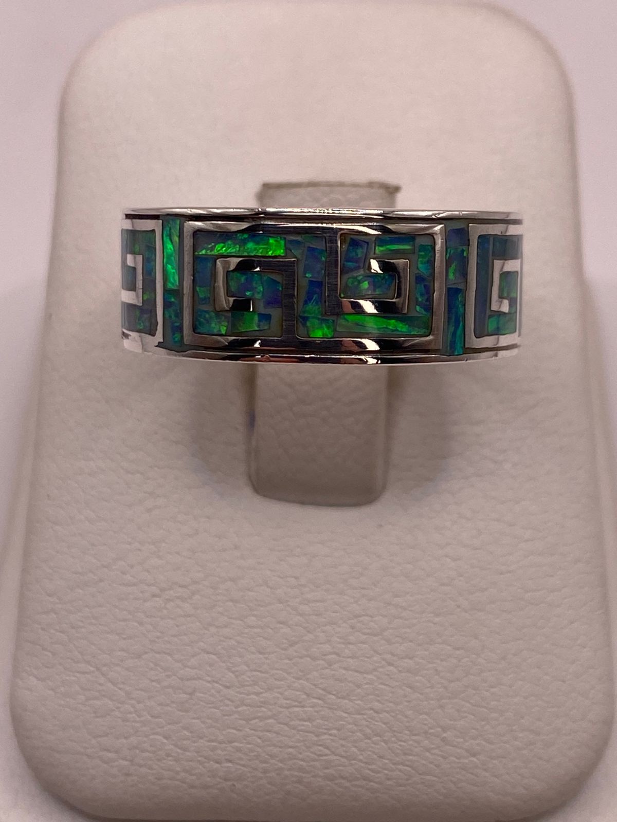 ANILLO GRECA DE PLATA LEY 950 CON ÓPALO AZUL Y VERDE