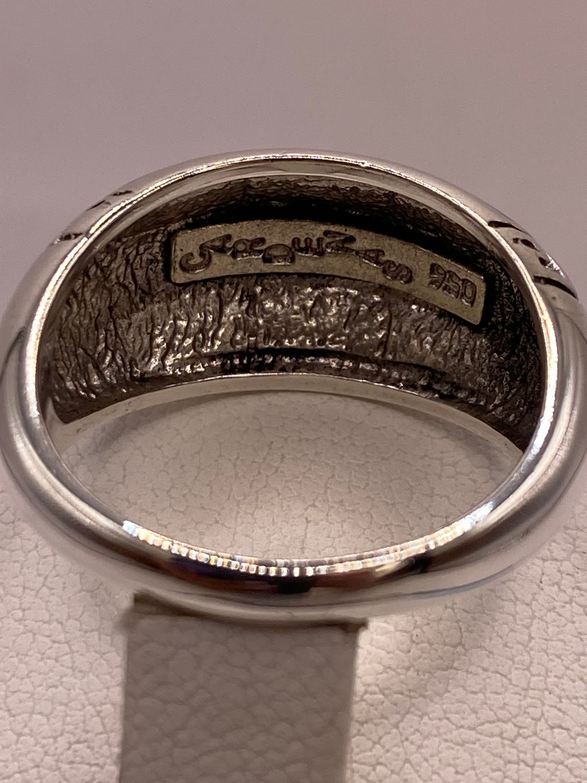 ANILLO GRECA DE PLATA LEY 950 CON ÓPALO DE FUEGO AZUL CIELO