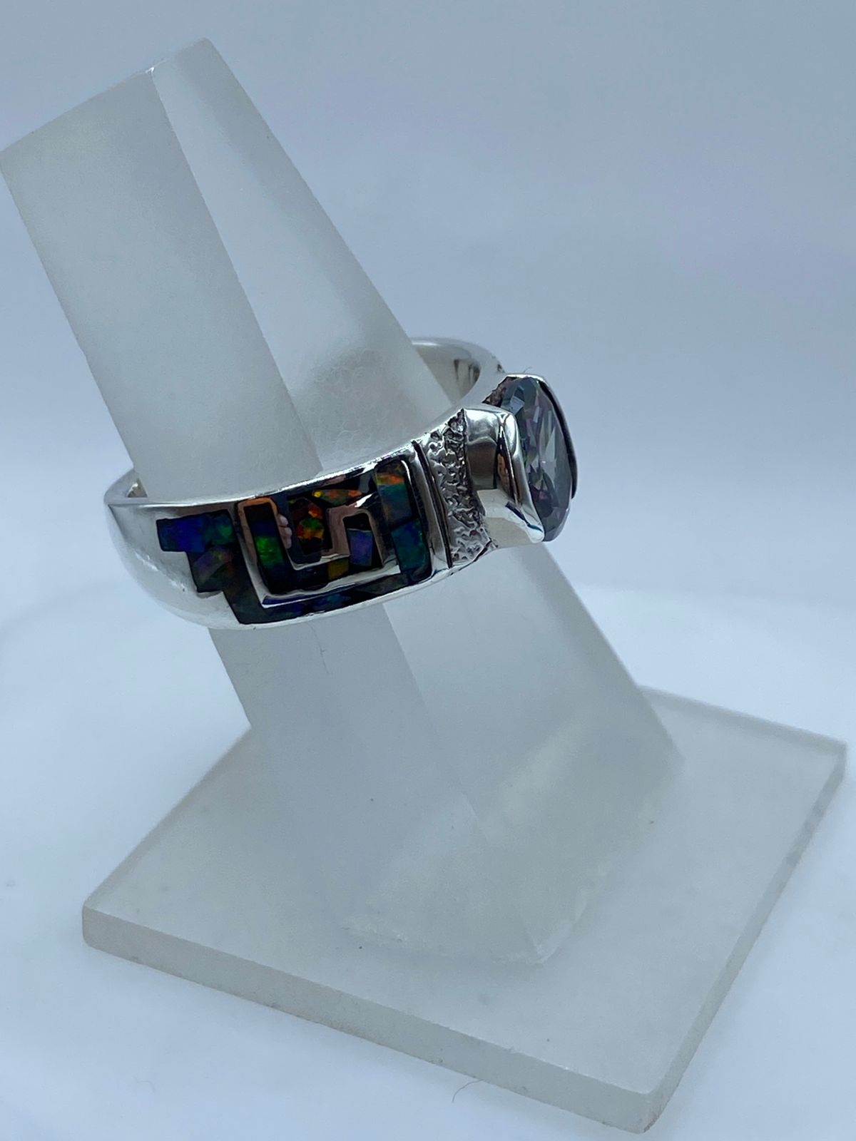 ANILLO GRECA DE PLATA .950 CON ÓPALO DE FUEGO Y ZIRCONIA