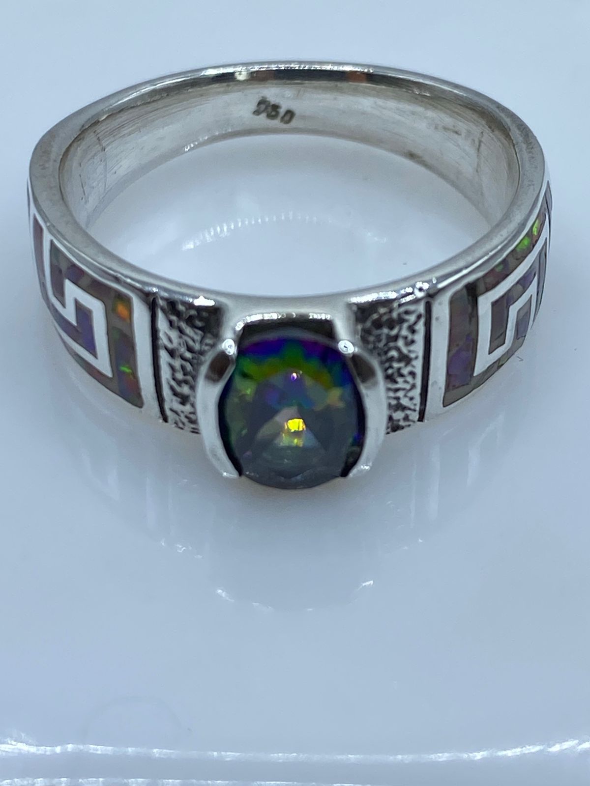 Anillo Greca de Plata .950 con Ópalo de Fuego y Zirconia Multicolor