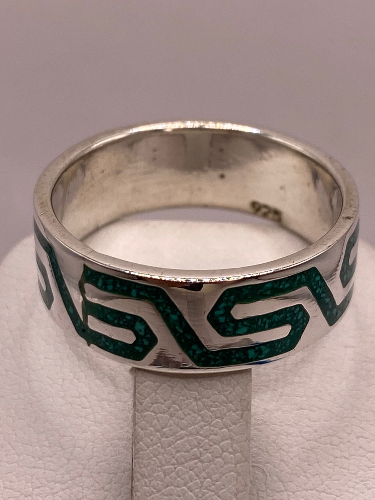Anillo Greca Verde de Plata .925 con Incustracion Verde