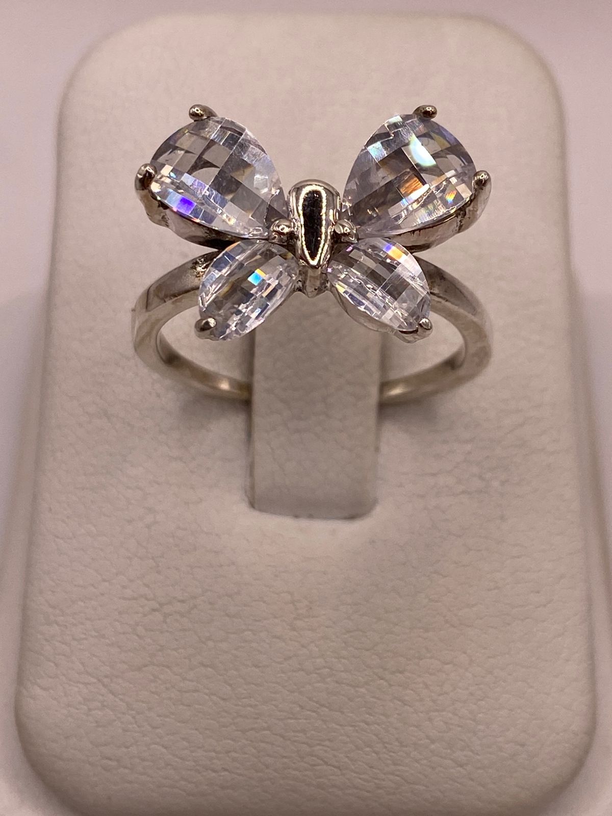 Anillo Mariposa Brillante con Zirconias en Plata Ley 925