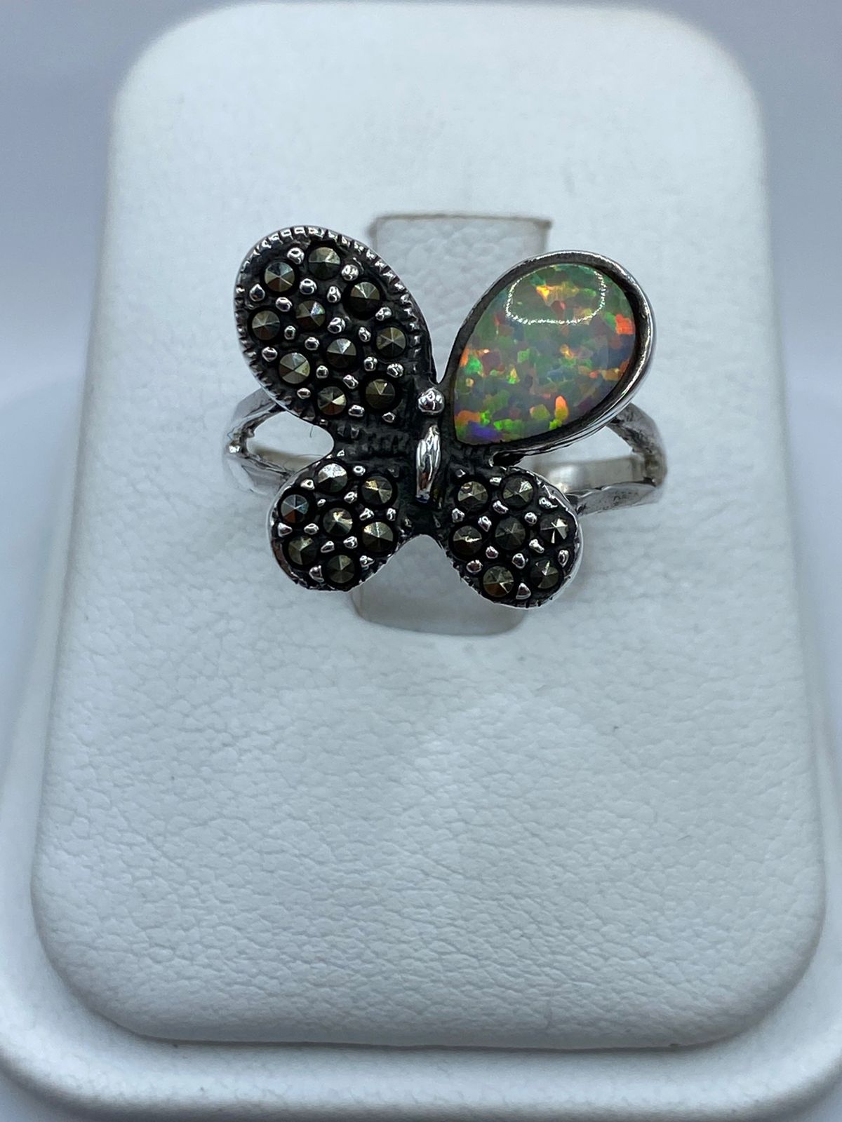 Anillo Mariposa de Plata Ley 925 con Ópalo de Fuego y Marquesita