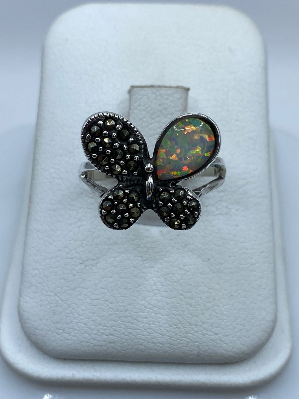 Anillo Mariposa de Plata Ley 925 con Ópalo de Fuego y Marquesita