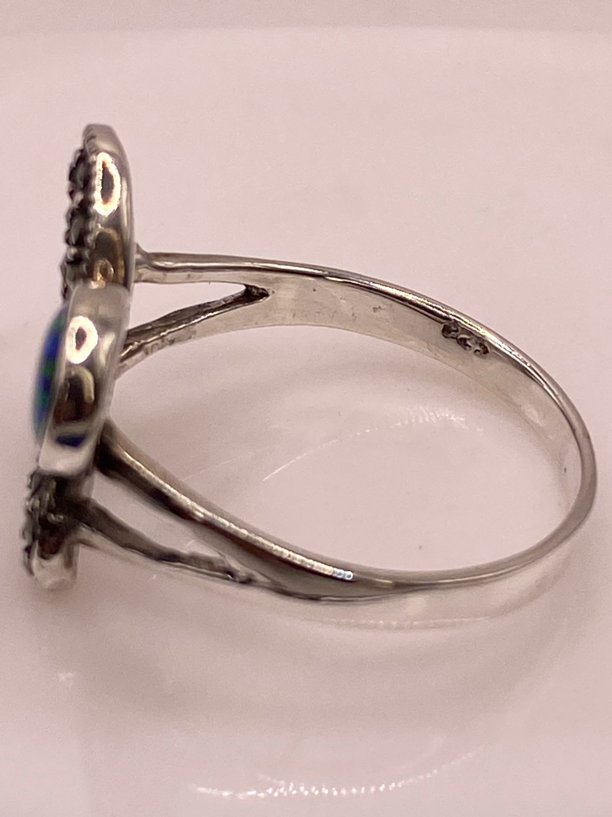 Anillo Mariposa de Plata Ley 925 con Ópalo de Fuego y Marquesitas
