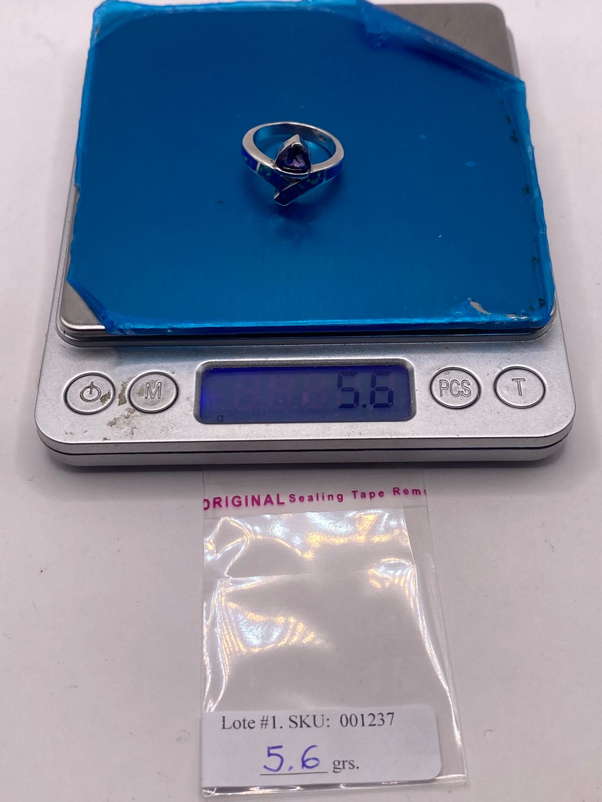 Anillo Moderno Ópalo Azul & Zirconia Tanzanita Trillion Plata 950
