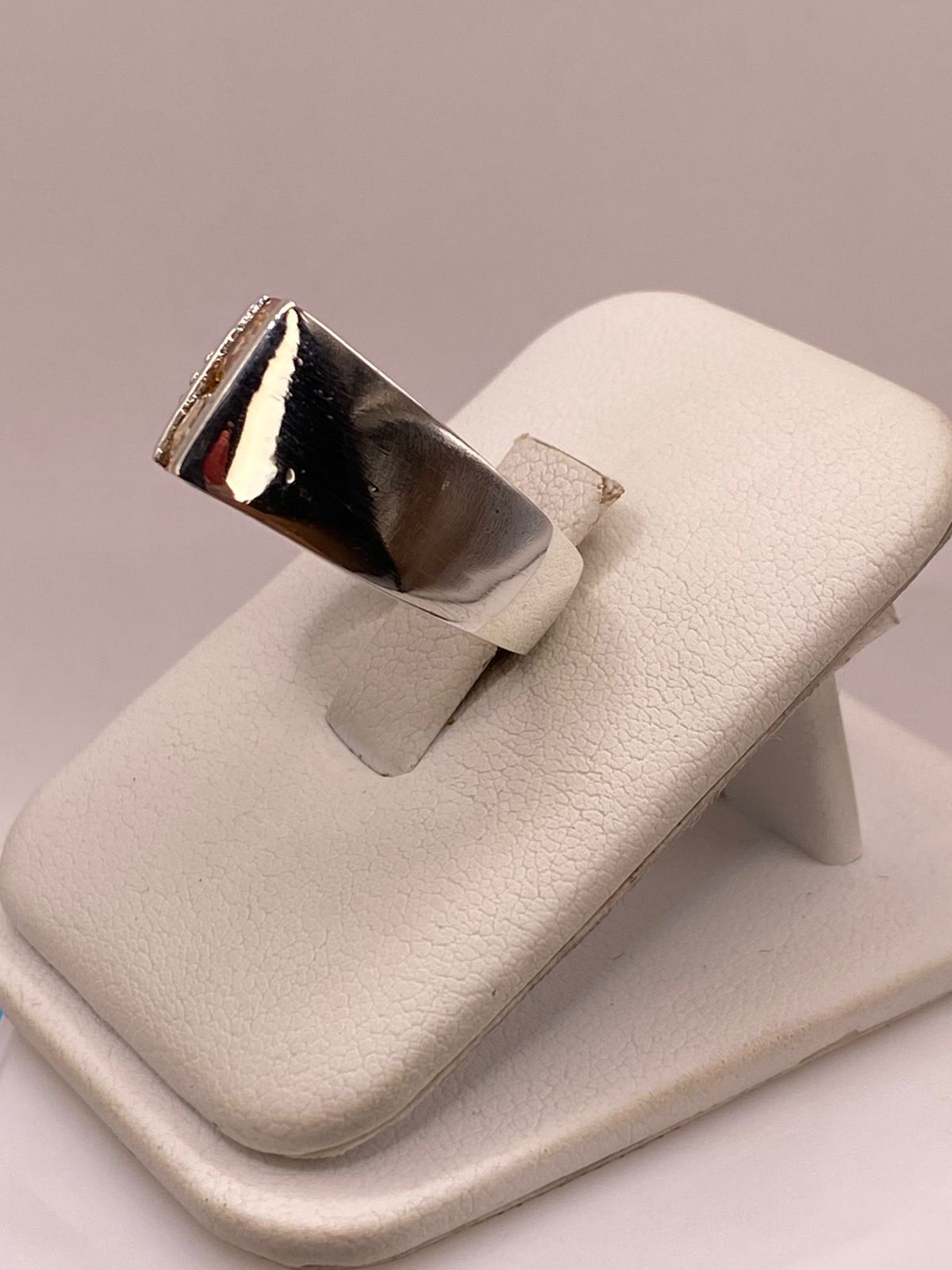 Anillo Moderno con Zirconia Color Champagne en Plata Ley 925