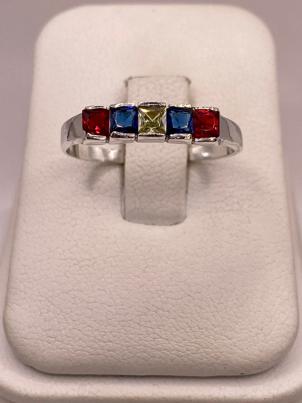 Anillo Multicolor con Zirconias en Plata Ley 925