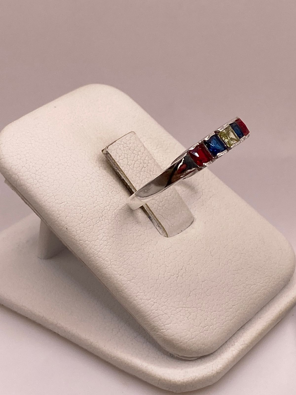 Anillo Multicolor con Zirconias en Plata Ley 925