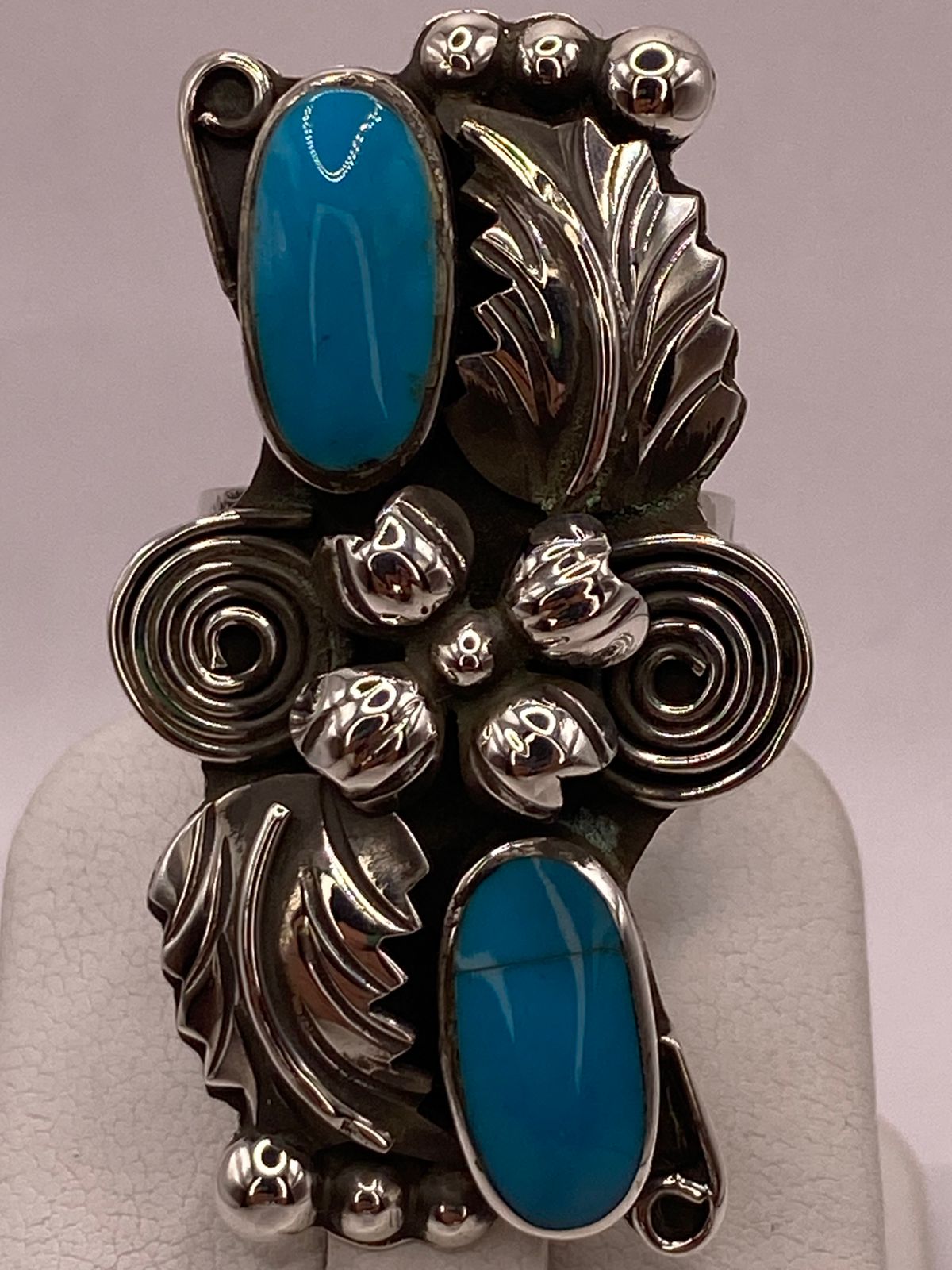 Anillo Navajo de Pluma de Plata Ley 925 con Turquesa