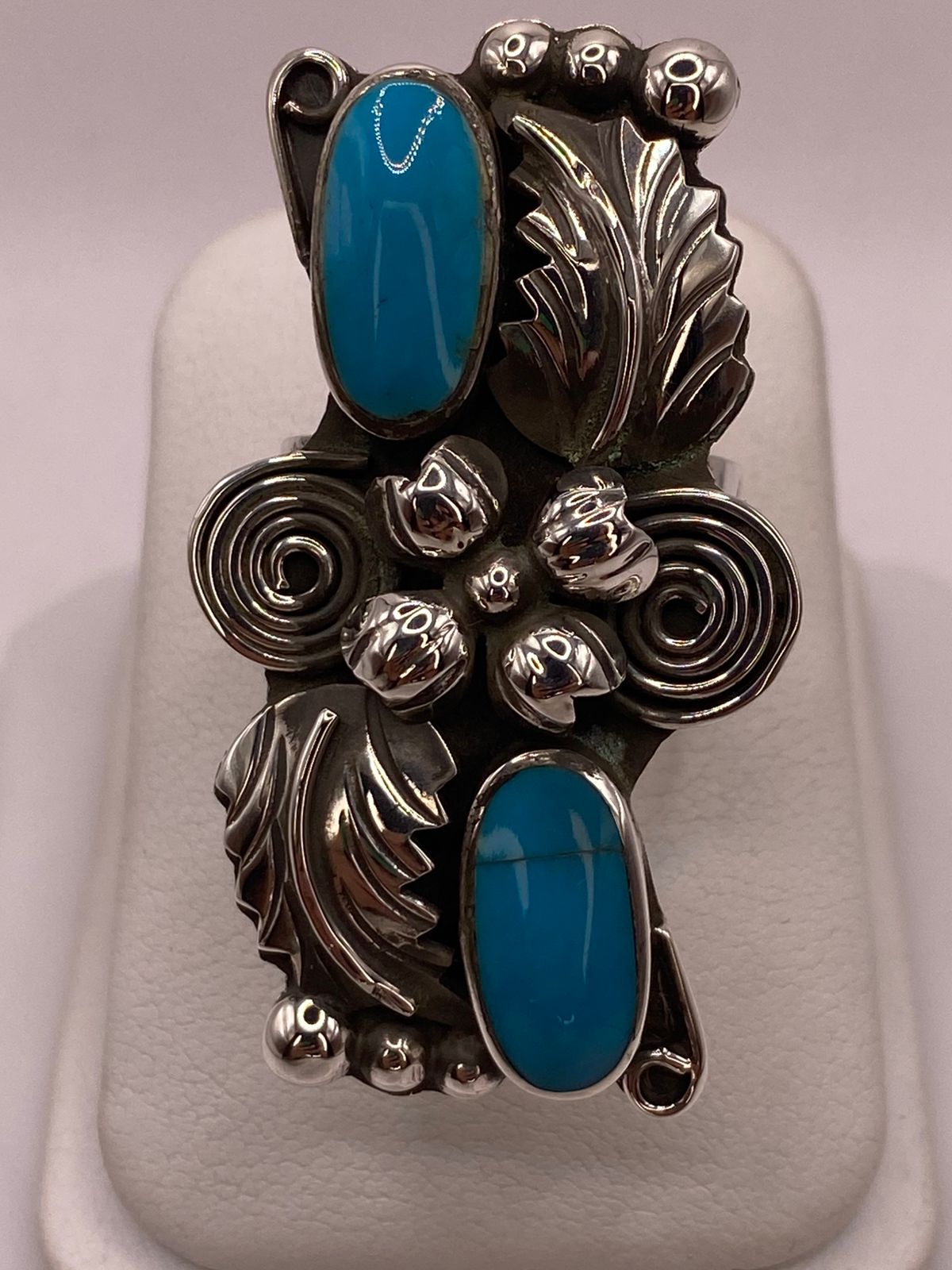 Anillo Navajo de Pluma de Plata Ley 925 con Turquesa