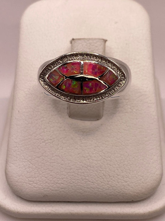 Anillo con Ópalo de Fuego Rosa Iridiscente en Plata Ley .950, vista frontal