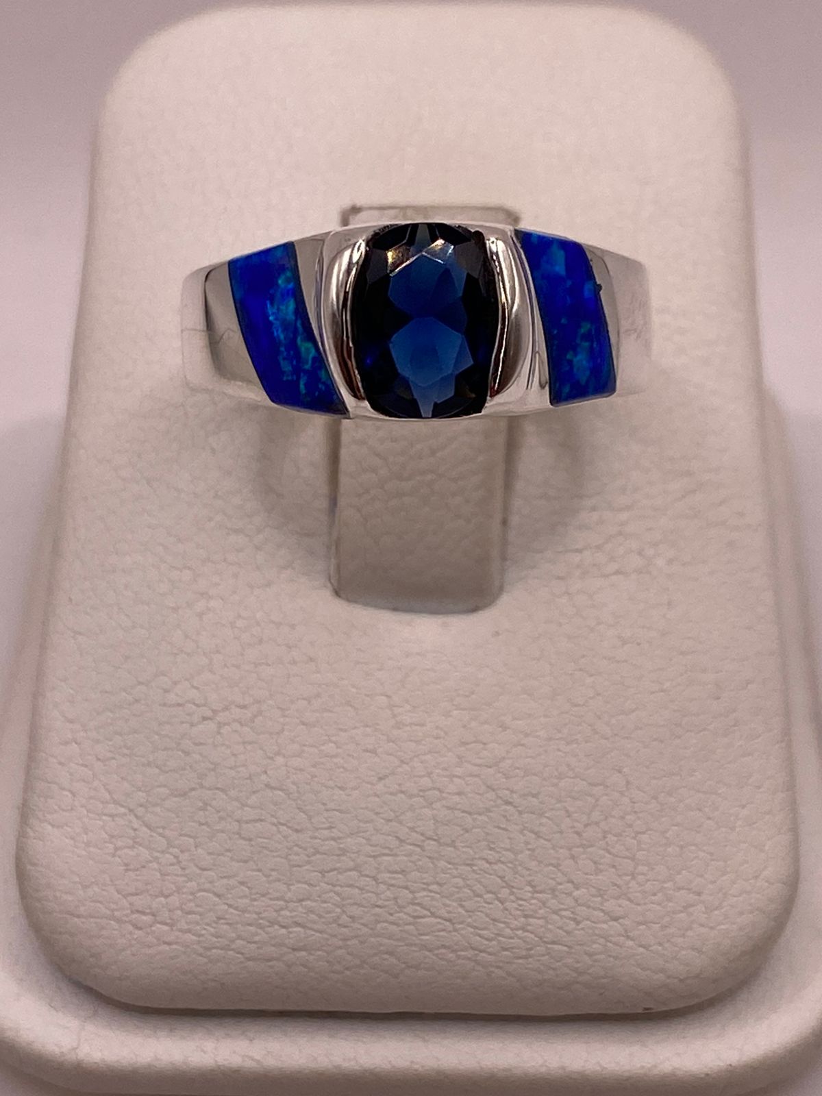 Anillo con Ópalo de Fuego y Zirconia Azul en Plata Ley .950