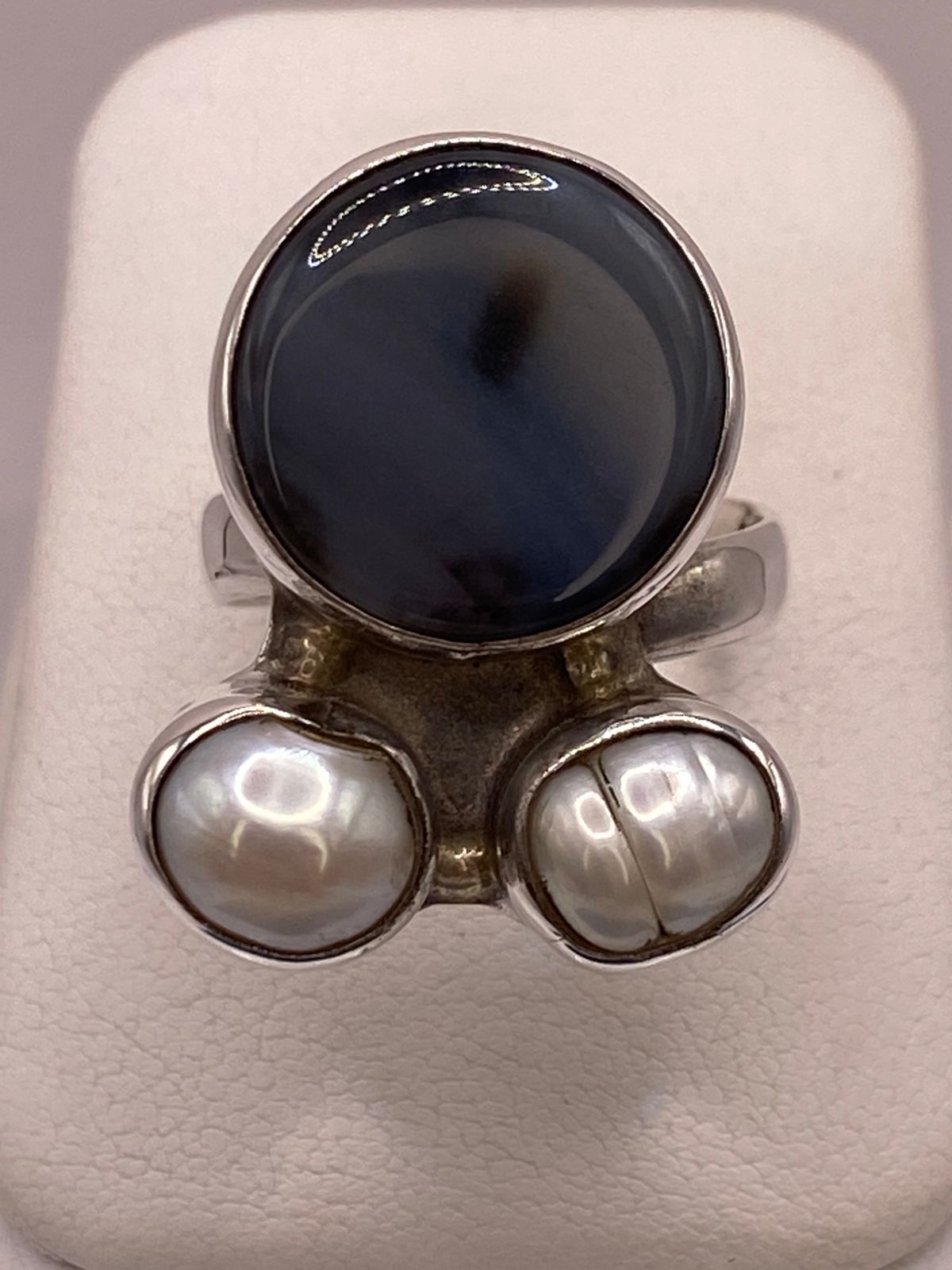 Anillo de Plata Ley 925 con Ágata Azul y Nácar