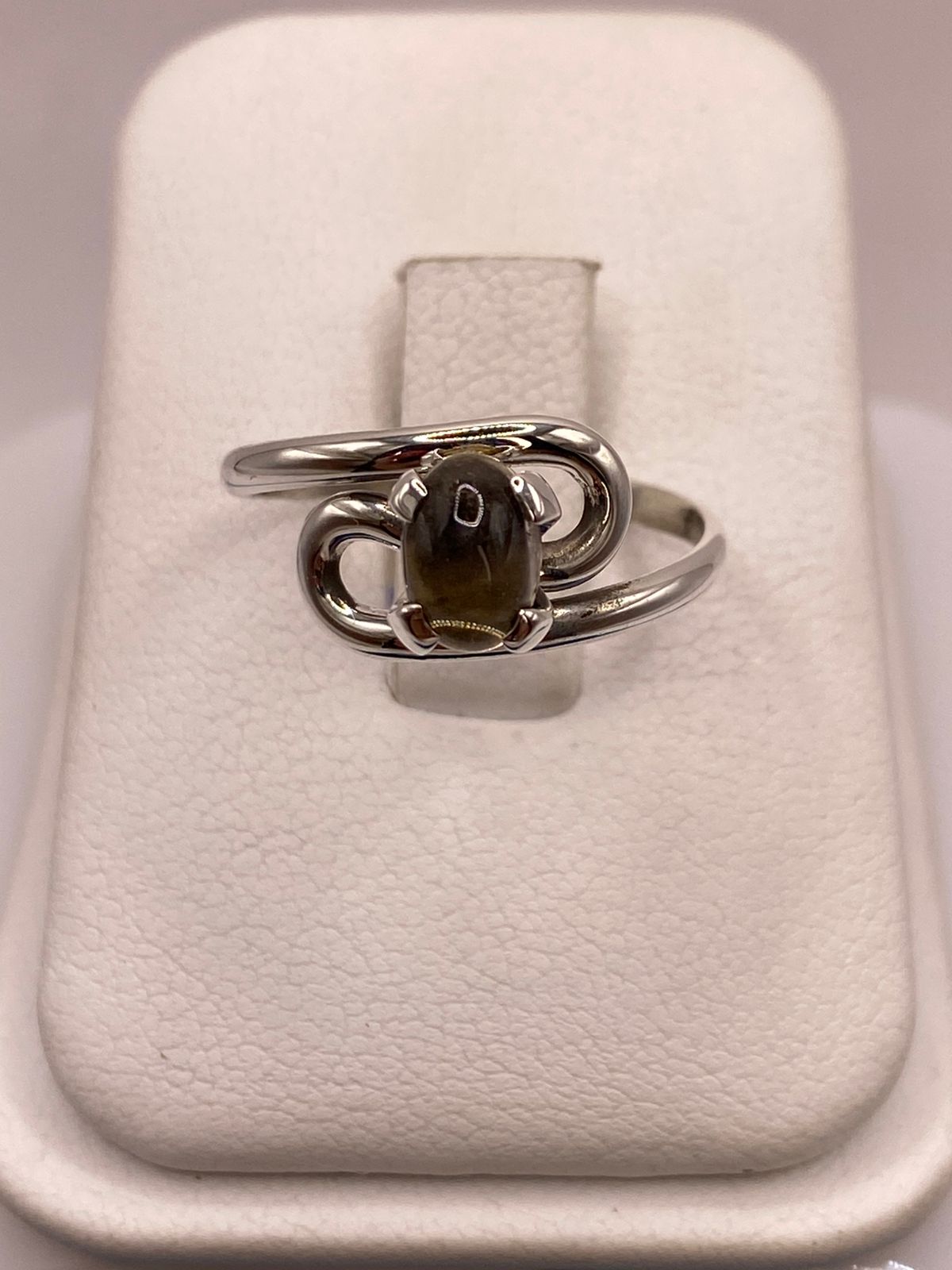 Anillo de Plata Ley 925 con Ámbar Ahumado