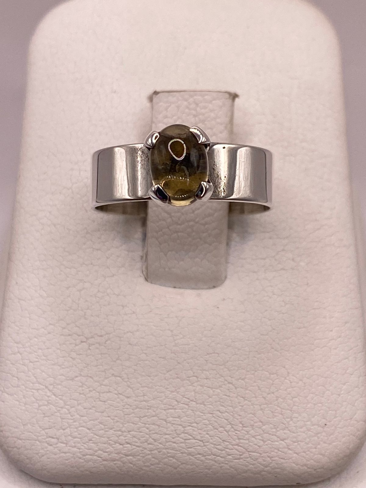 ANILLO DE PLATA LEY 925 CON ÁMBAR AHUMADO