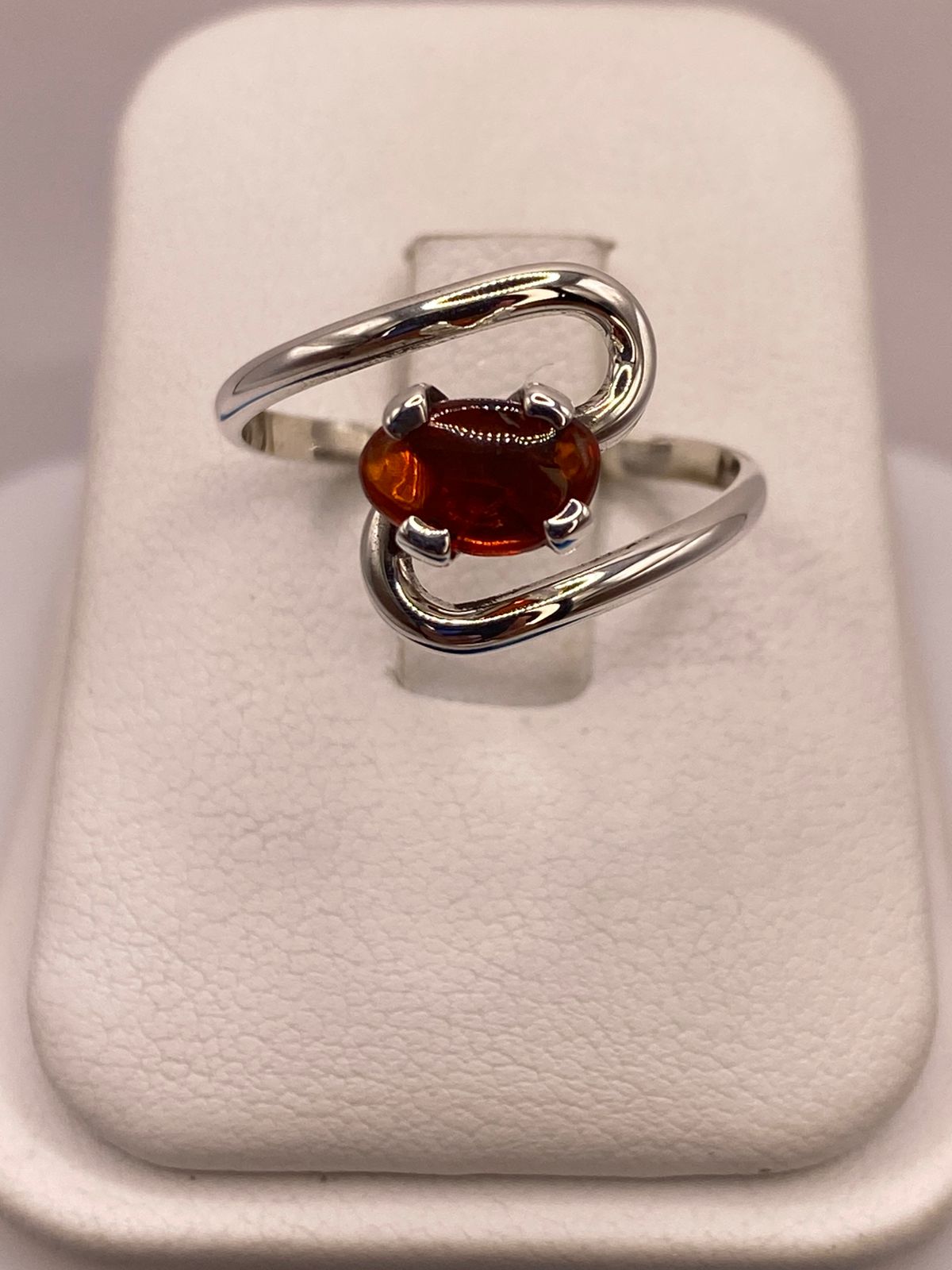 ANILLO DE PLATA LEY 925 CON ÁMBAR NATURAL