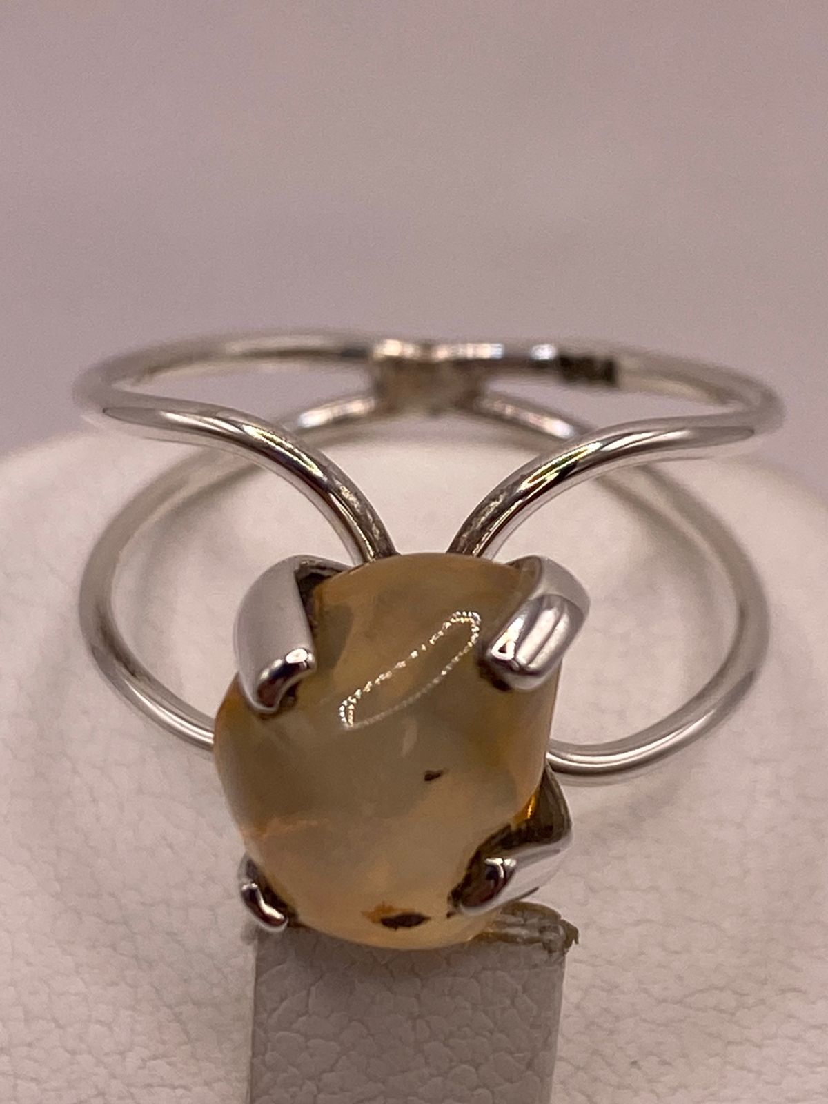 Anillo de Plata Ley 925 con Ámbar Natural