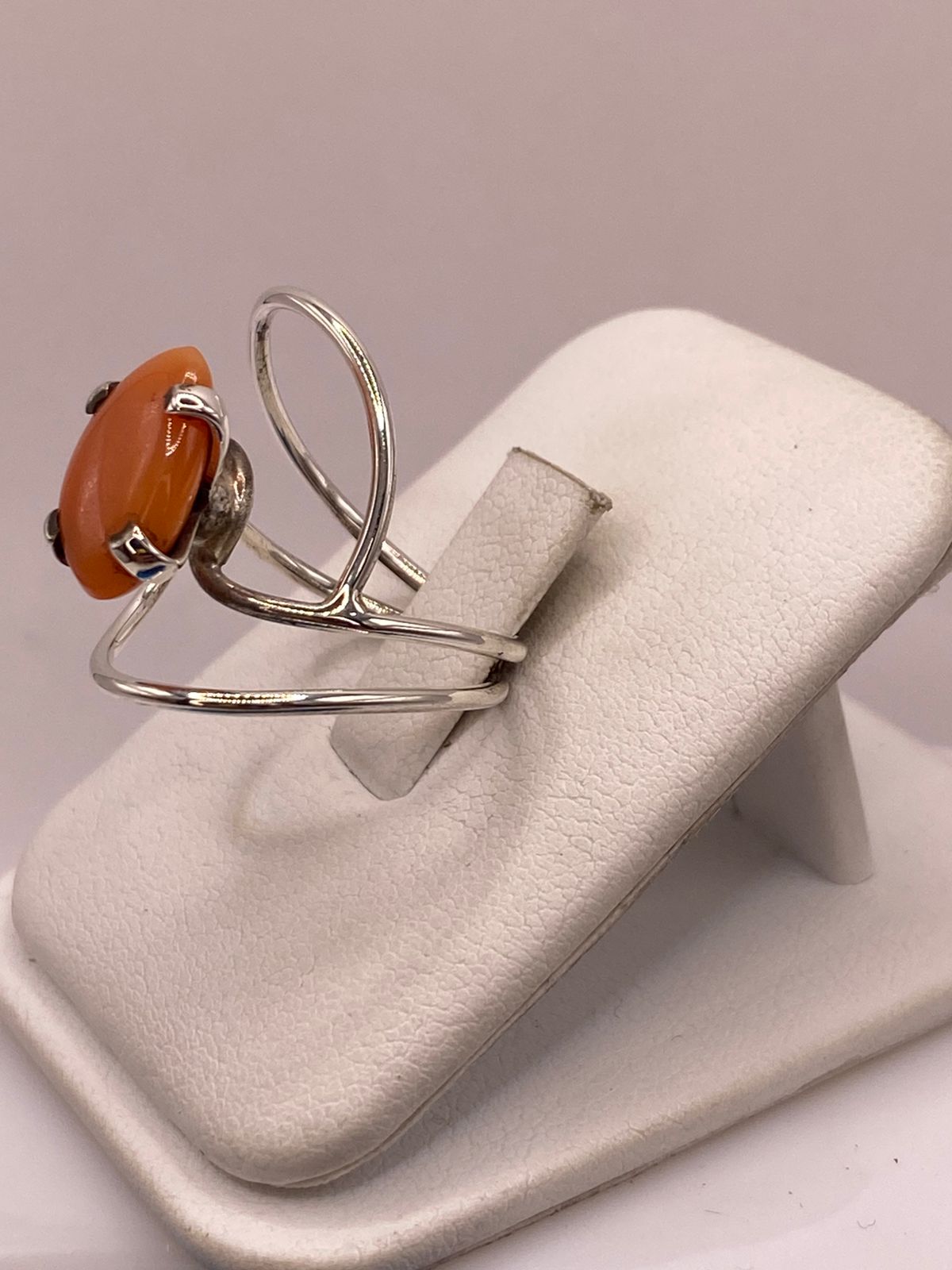 ANILLO DE PLATA LEY 925 CON CORNALINA NATURAL