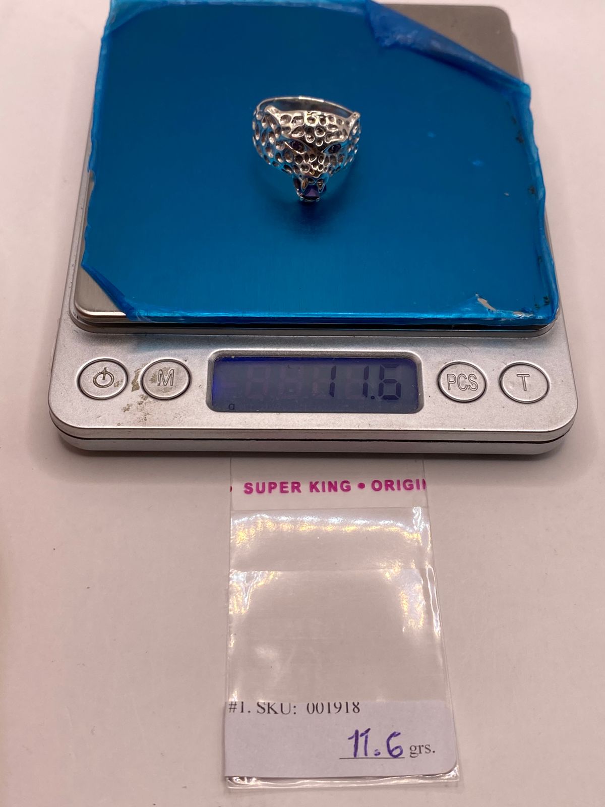 ANILLO DE PLATA LEY 925 DISEÑO JAGUAR CON ZIRCONIAS VIOLETAS