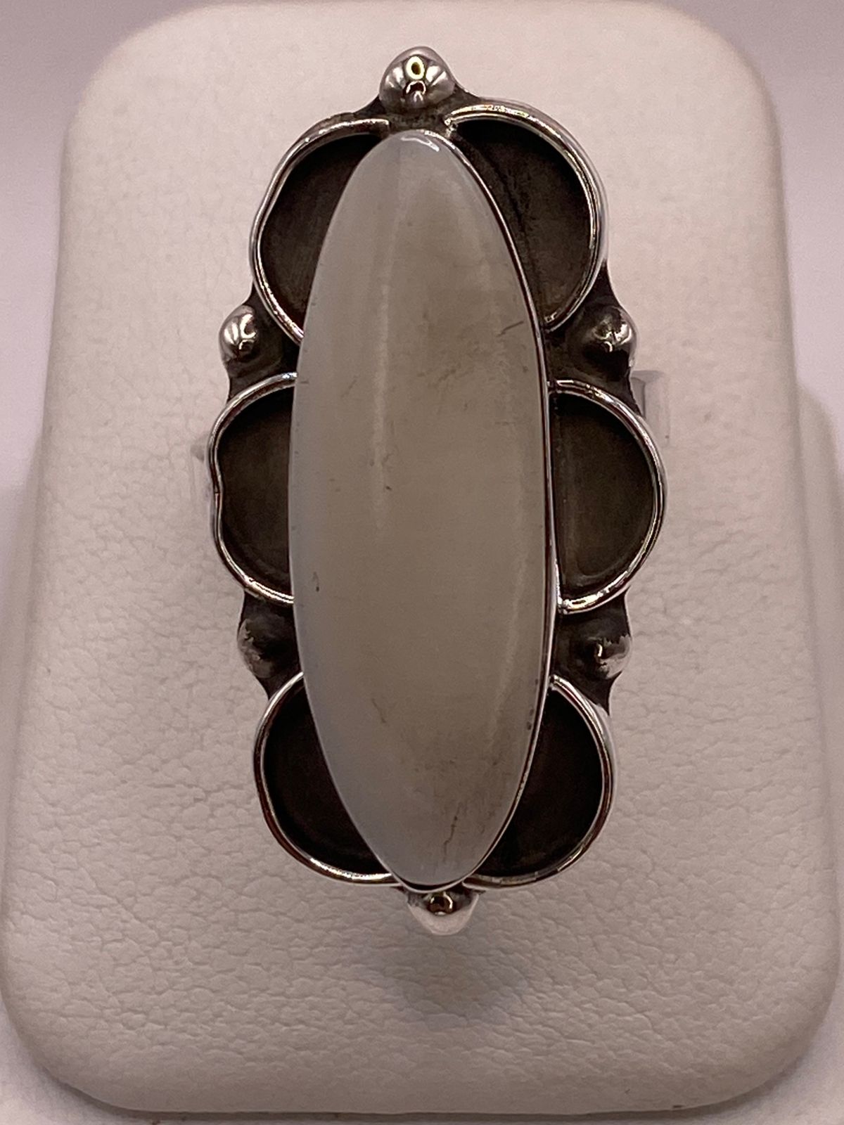 ANILLO DE PLATA LEY 925 CON JADE BLANCO