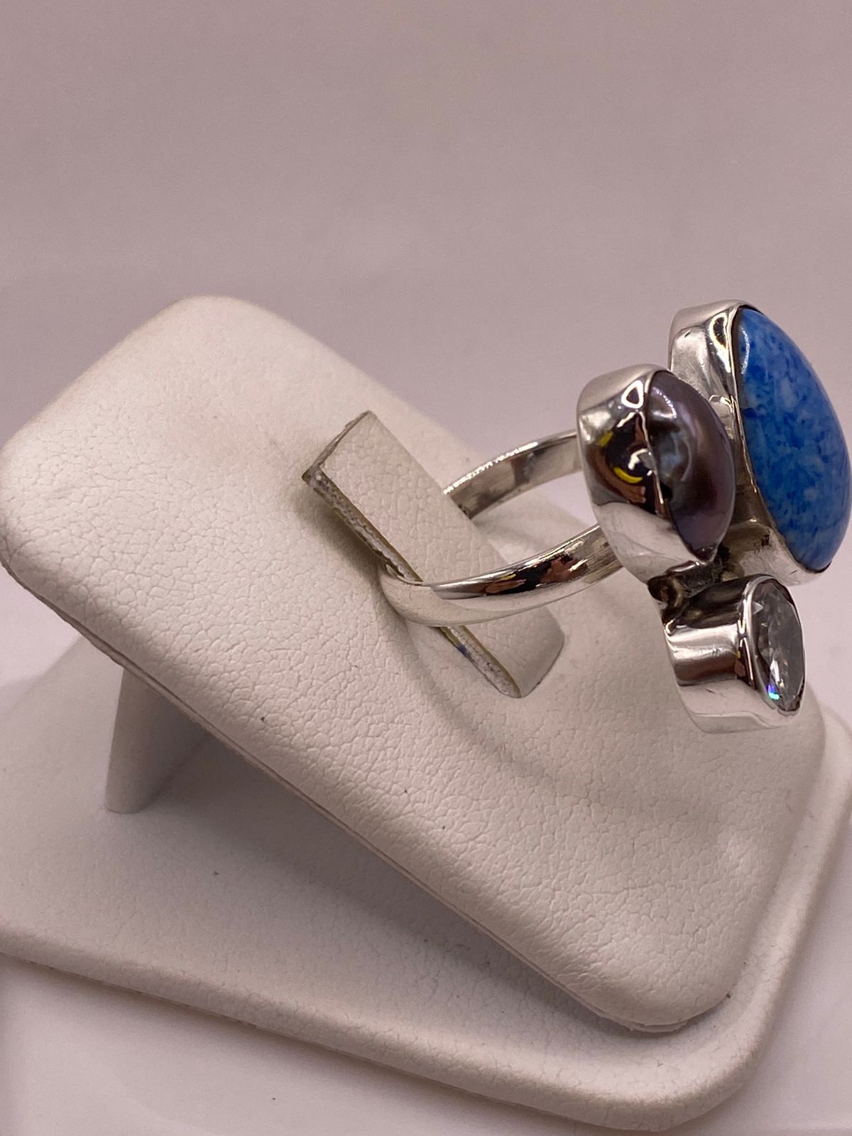 Anillo de Plata Ley 925 con Jaspe Azul, Nácar y Zirconia