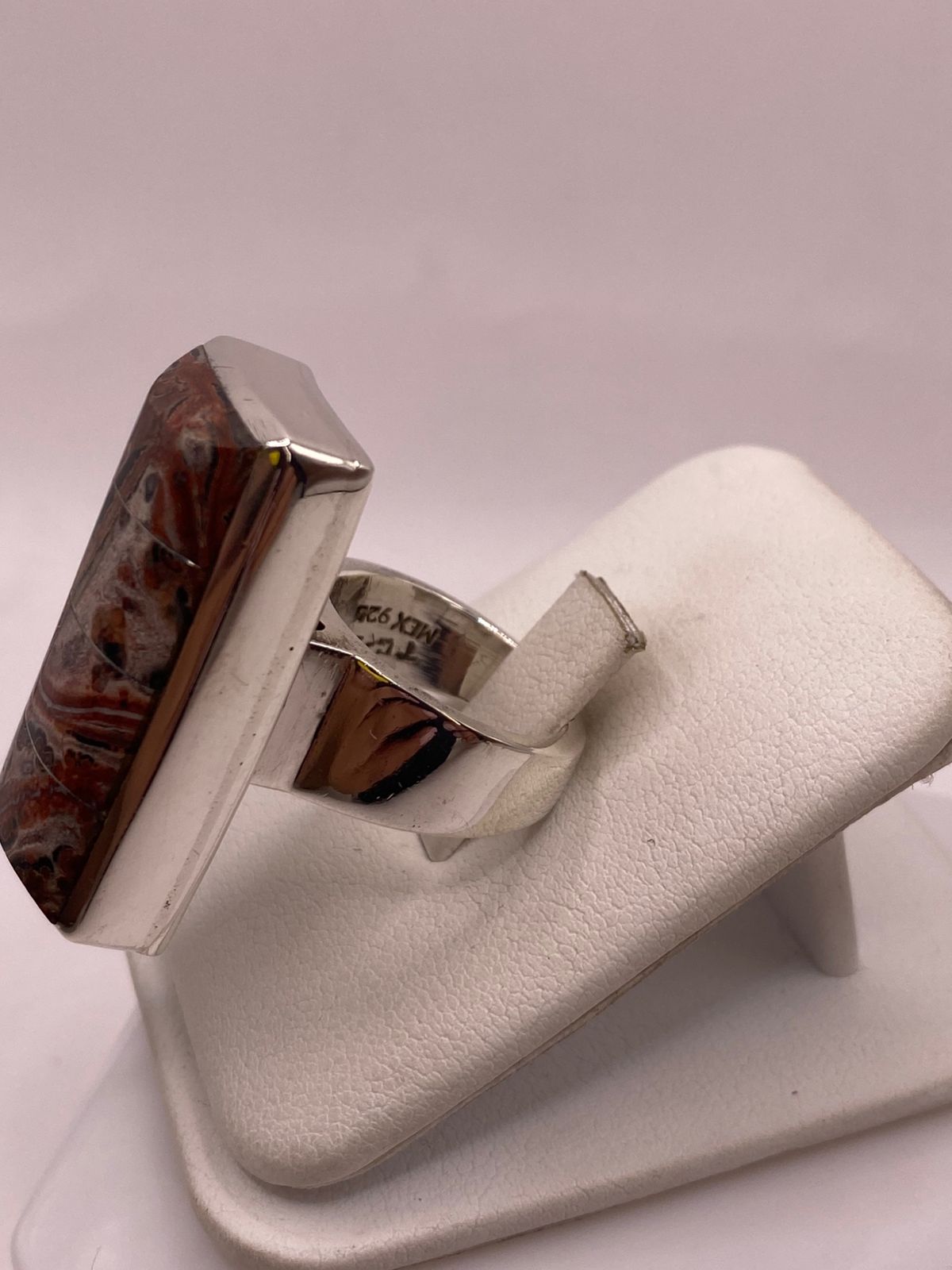 ANILLO DE PLATA LEY 925 CON JASPE LEOPARDO