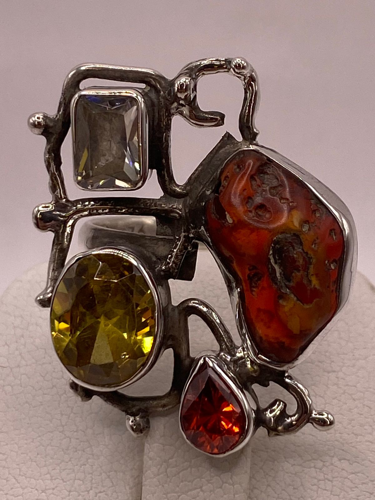 Anillo de Plata Ley 925 con Jaspe Multicolor y Zirconia