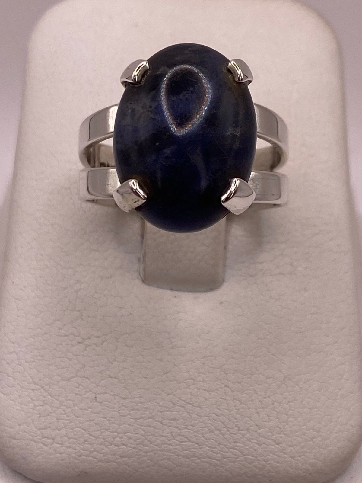 ANILLO DE PLATA LEY 925 CON LAPISLÁZULI