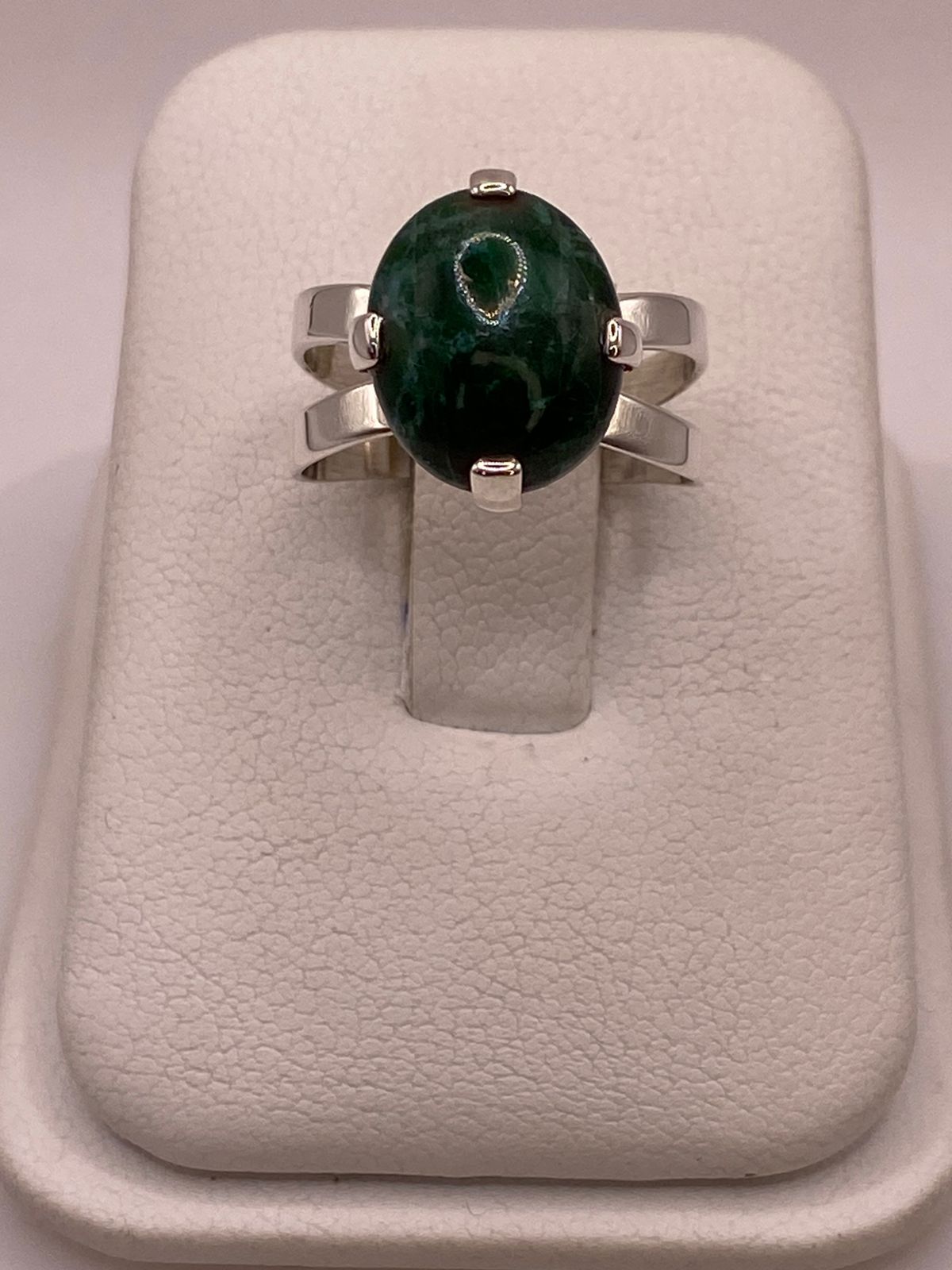 Anillo de Plata Ley 925 con Malaquita Natural