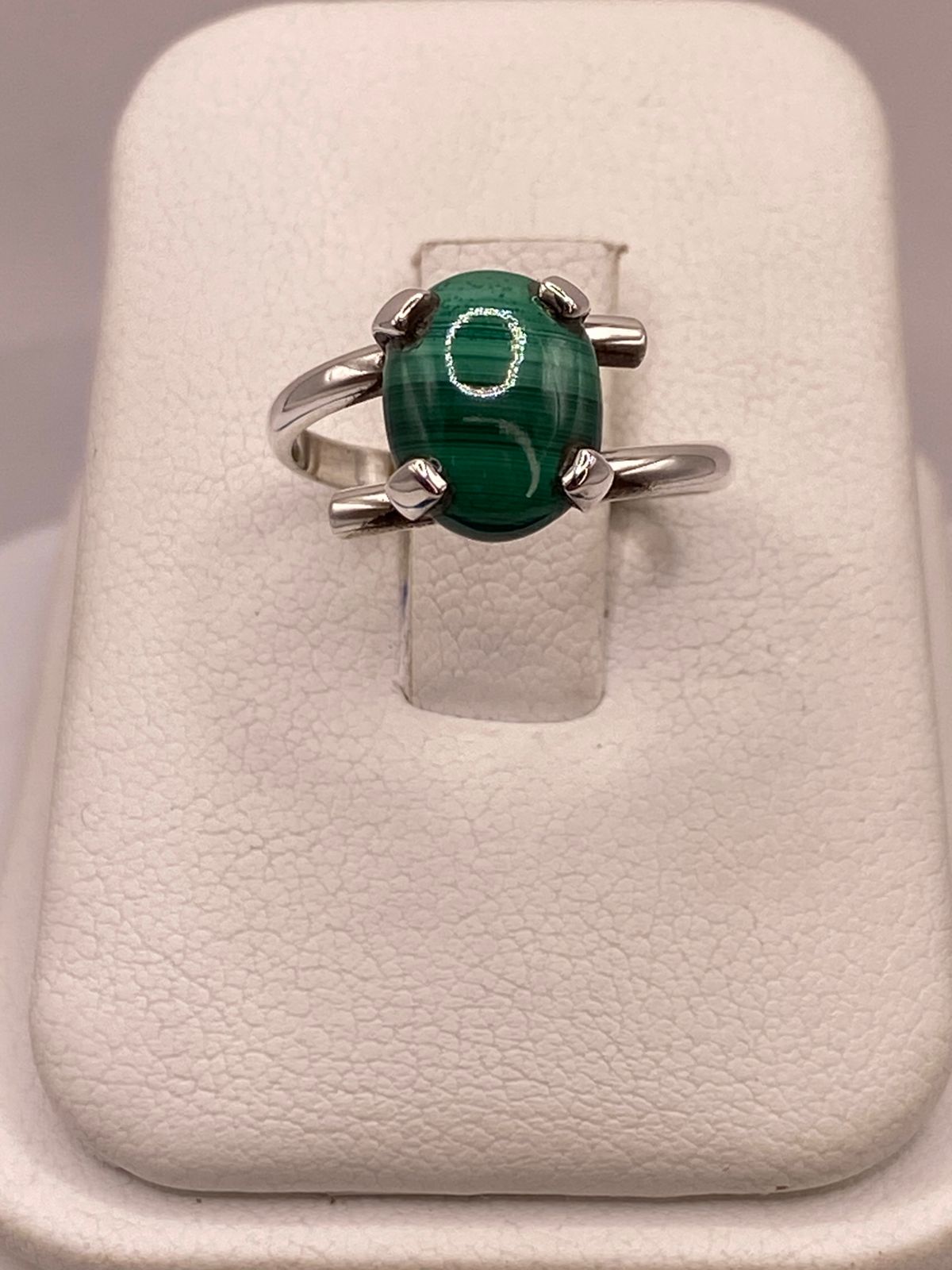Anillo de Plata Ley 925 con Malaquita Natural
