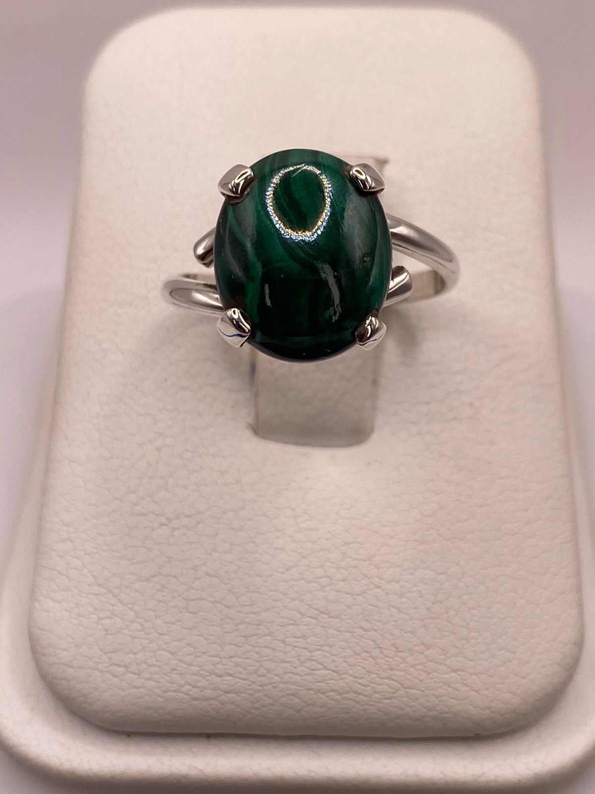 Anillo de Plata Ley 925 con Malaquita Natural