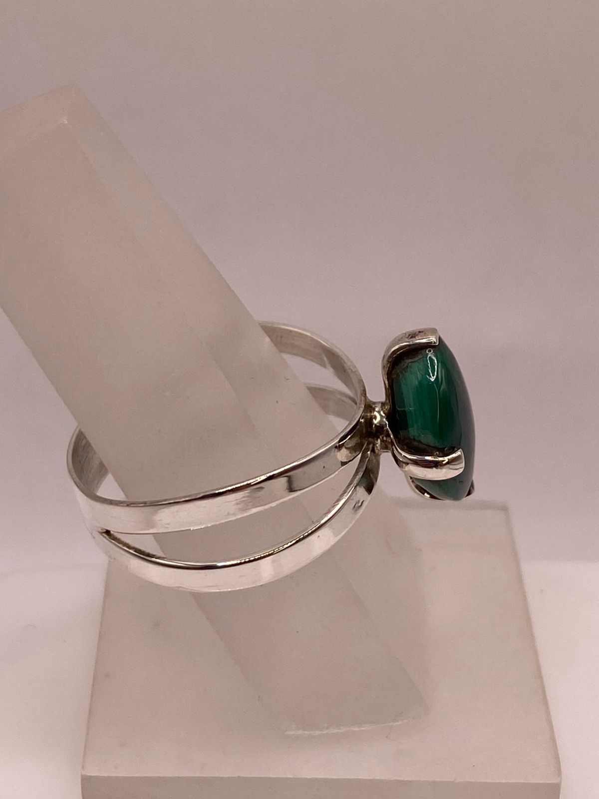 Anillo de Plata Ley 925 con Malaquita Natural