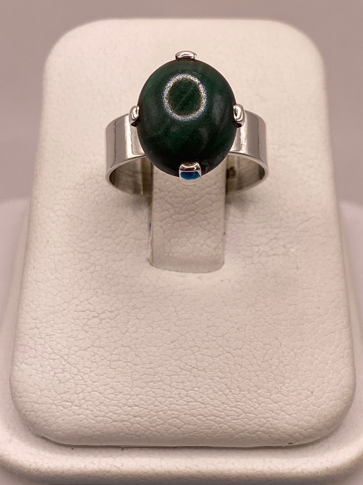 Anillo de Plata Ley 925 con Malaquita Natural