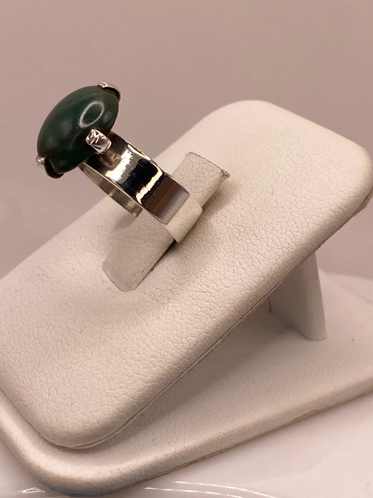 Anillo de Plata Ley 925 con Malaquita Natural