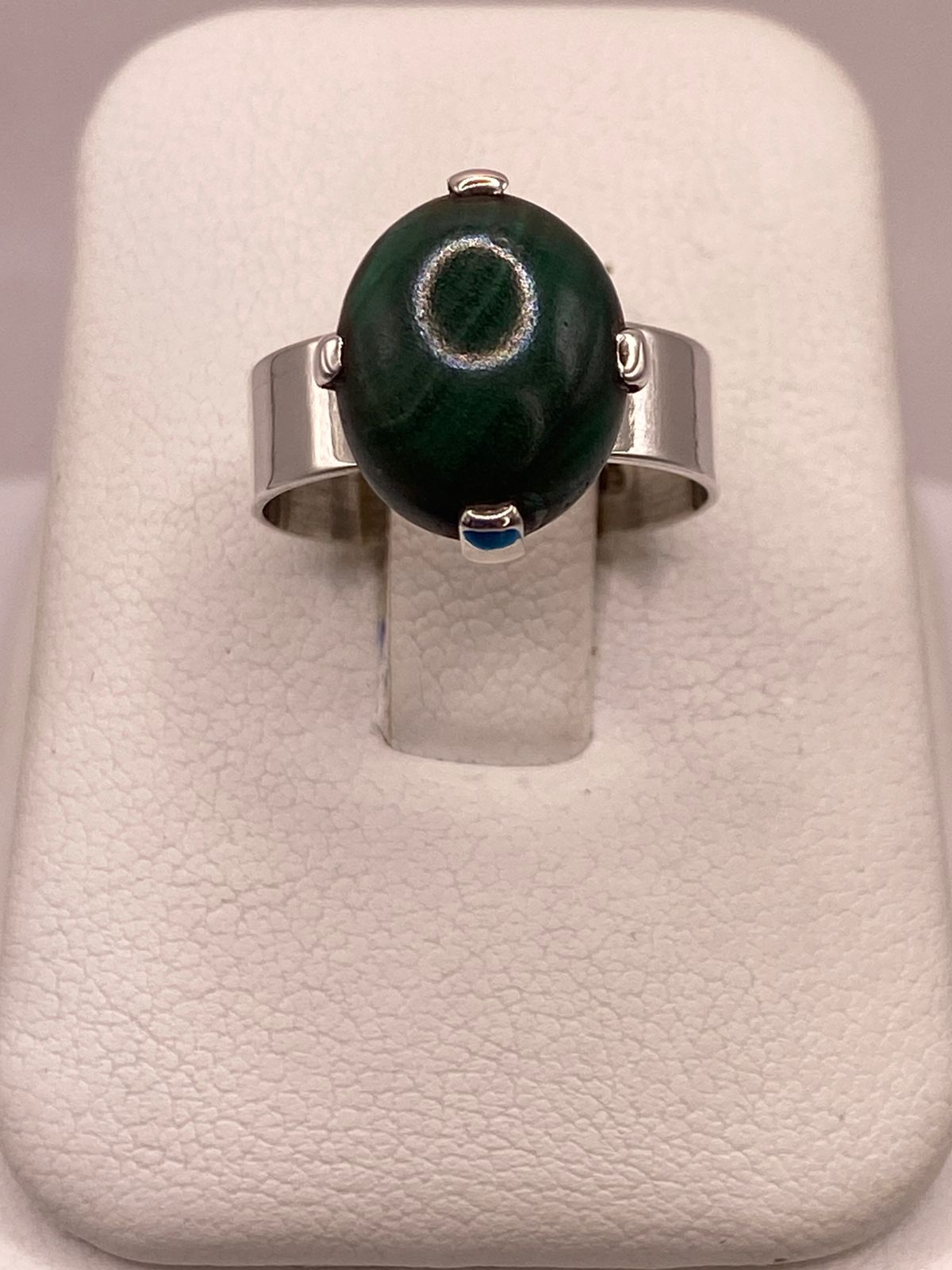 Anillo de Plata Ley 925 con Malaquita Natural