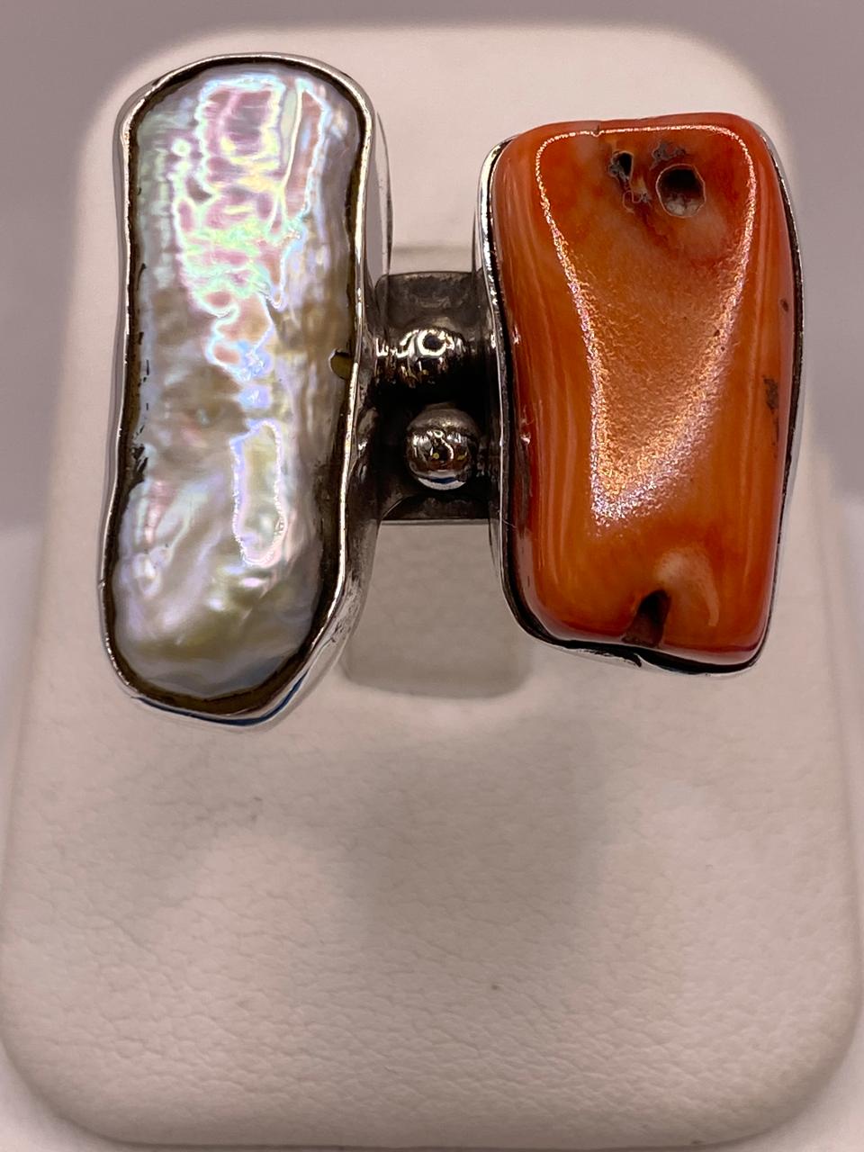 Anillo de Plata Ley 925 con Nácar y Coral