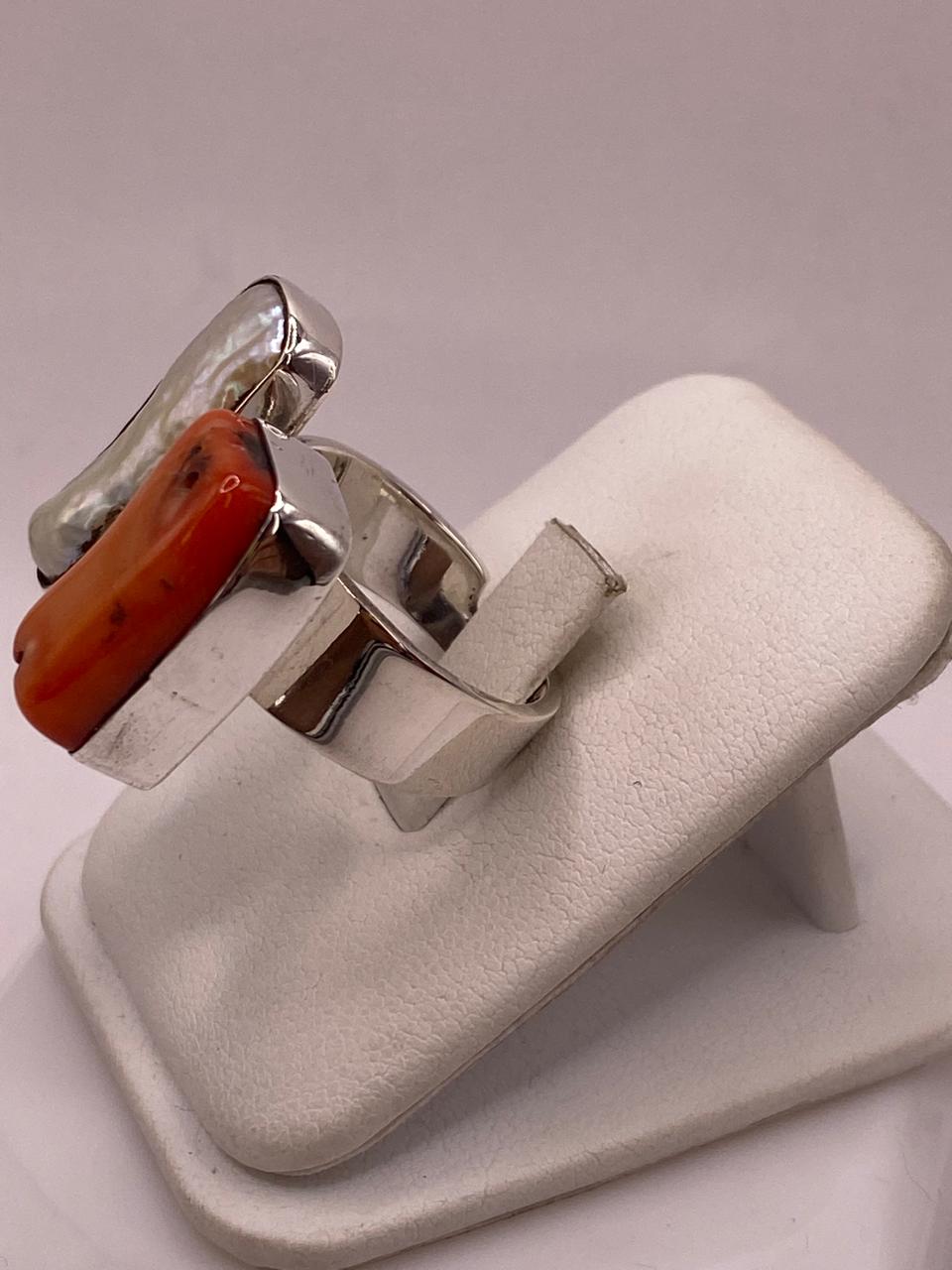 Anillo de Plata Ley 925 con Nácar y Coral