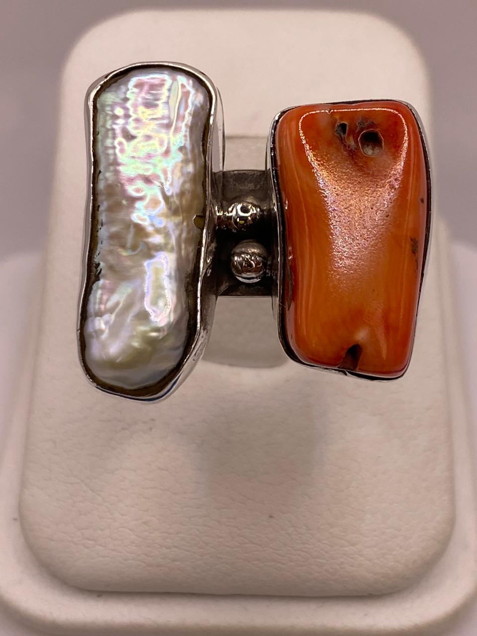 Anillo de Plata Ley 925 con Nácar y Coral