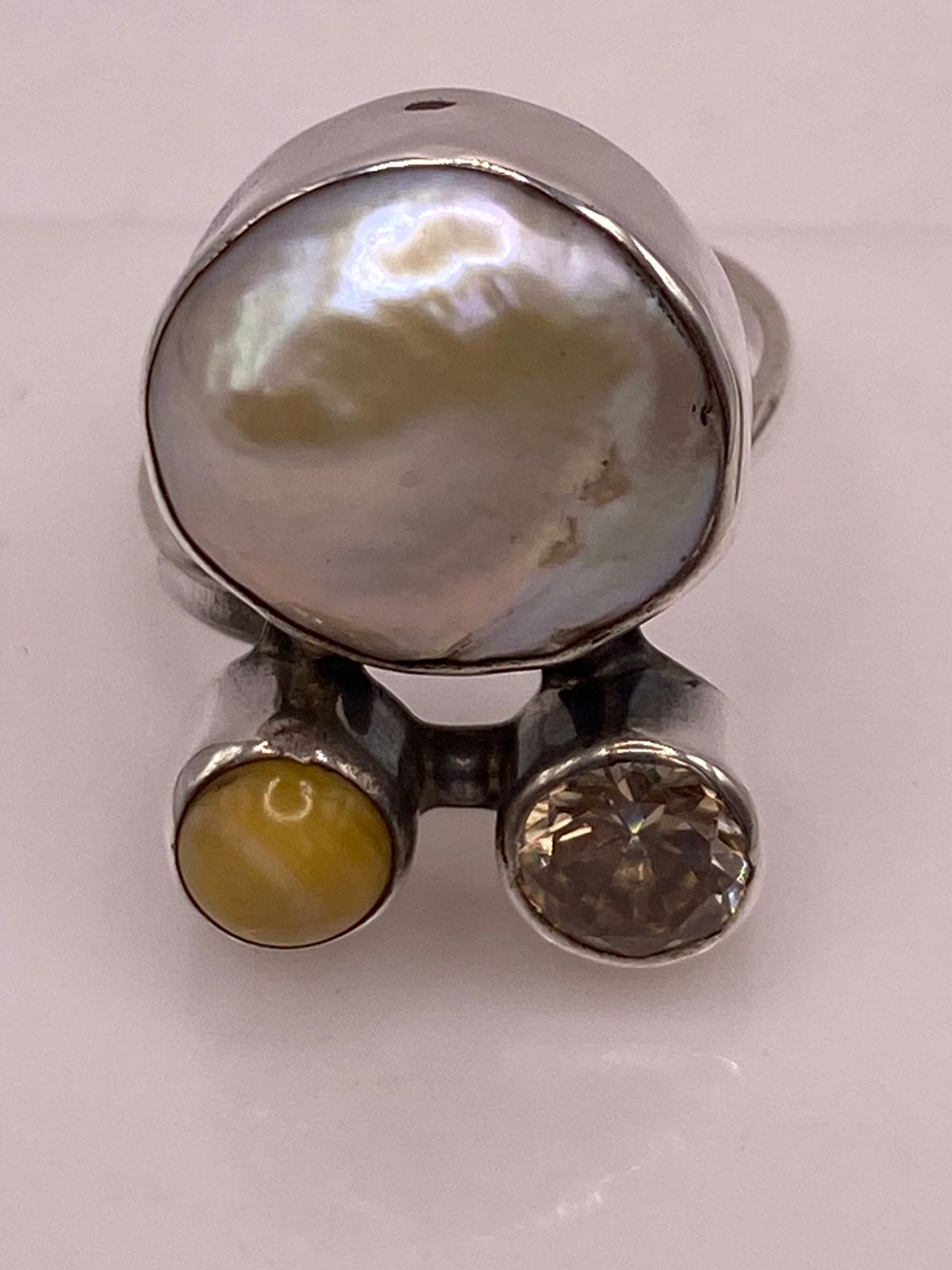 Anillo de Plata Ley 925 con Nácar, Jaspe y Zirconia