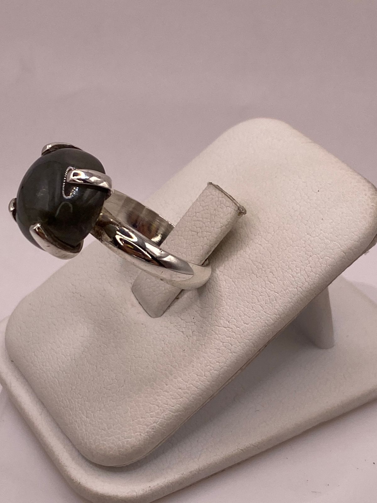 Anillo de Plata Ley 925 con Obsidiana Natural