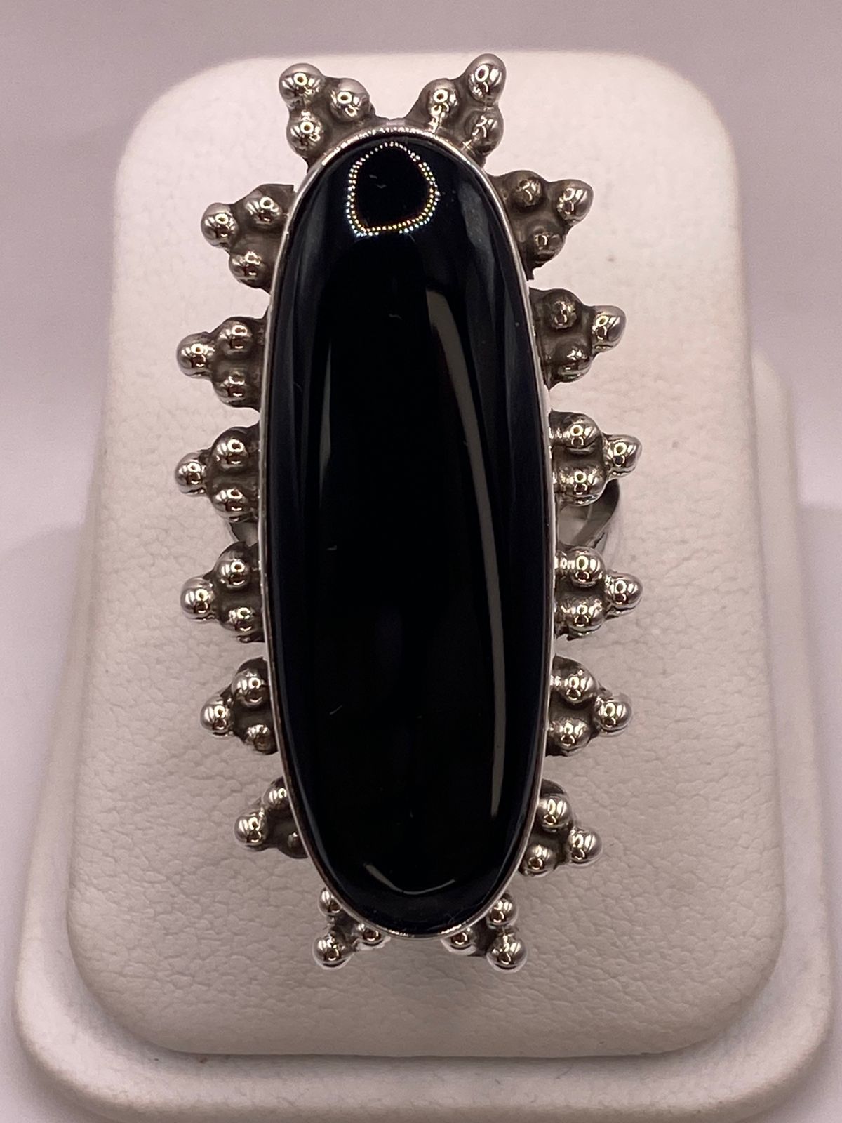 ANILLO DE PLATA LEY 925 CON ÓNIX NEGRO