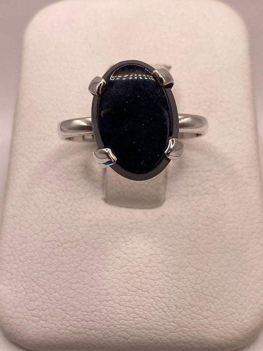 Anillo de Plata Ley 925 con Ónix Negro Natural, vista frontal