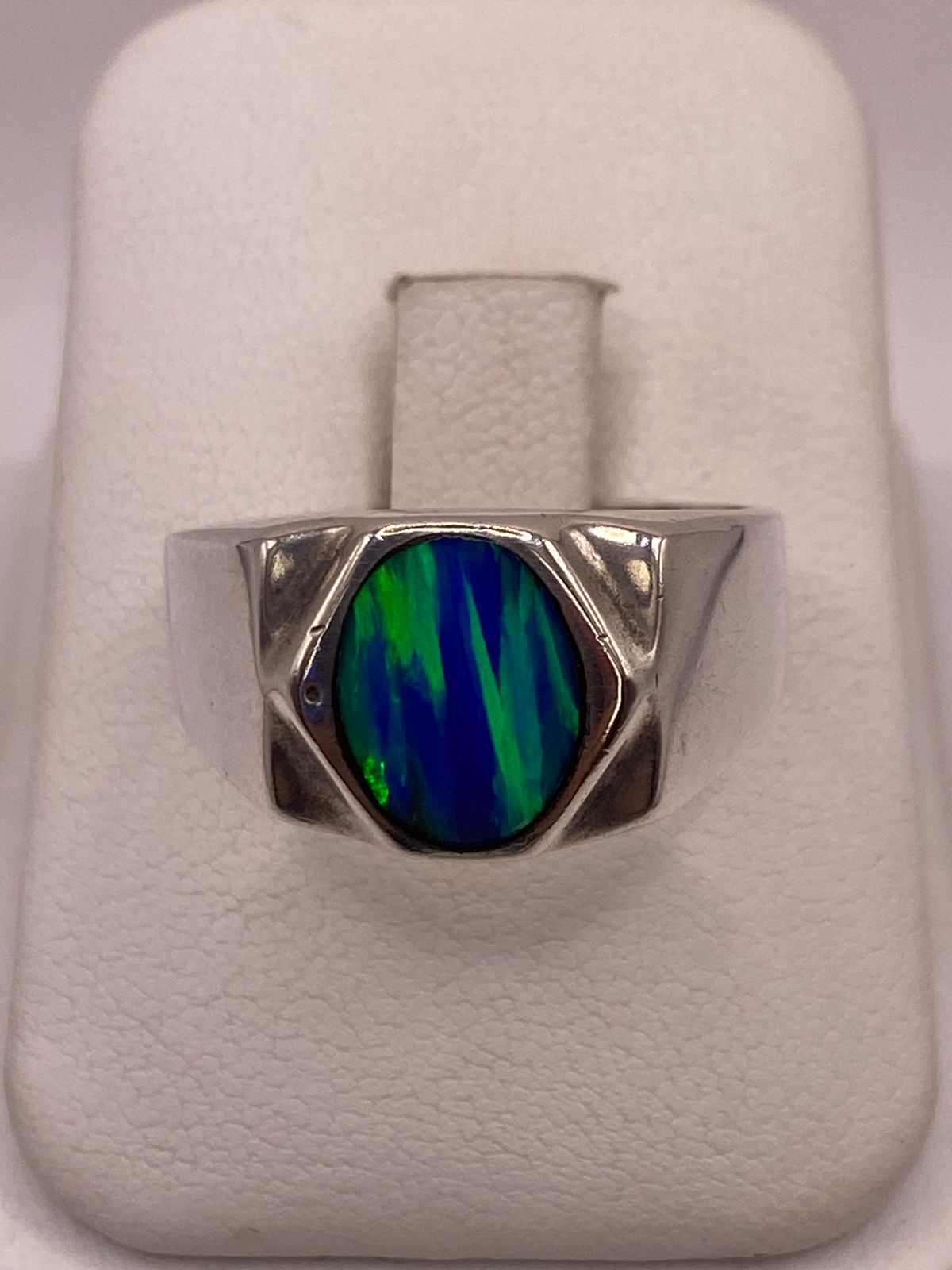 Anillo de Plata Ley 925 con Ópalo de Fuego